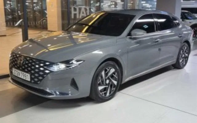 디올뉴그랜져 중고차 더 뉴 그랜저 IG 하이브리드 프리미엄 매물 사진 13 - 2022/03 139,266km