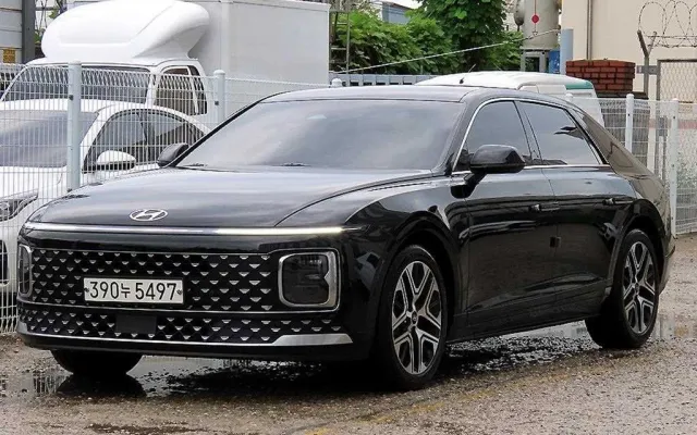 디올뉴그랜져 중고차 그랜저 (GN7) 가솔린 2.5 2WD 매물 사진 16 - 2023/03 47,016km